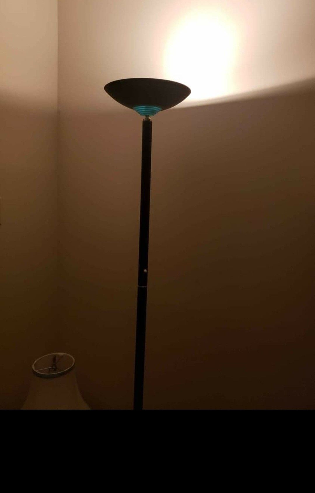 Floor lamp