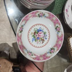 Remington Fine Bone China Dinner Set (Collectable)