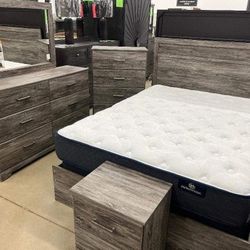 Ralinski 5 Pcs Bedroom Set Queen or King Beds Dressers Nightstands Mirrors Chests 