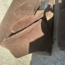 Brown Couch With Cushions