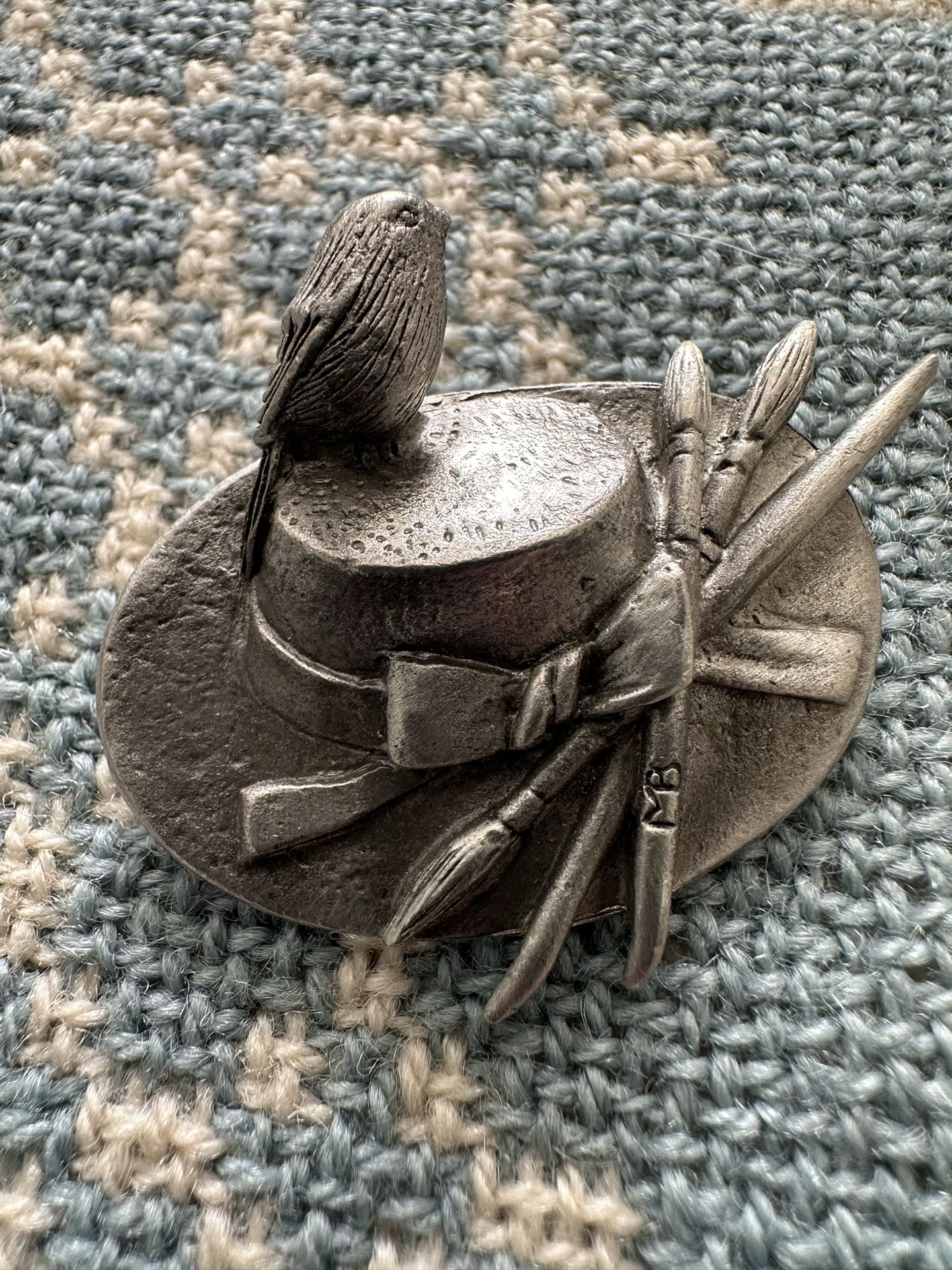 MB Pewter Pin Hat Design With Bird And Paint Brushes