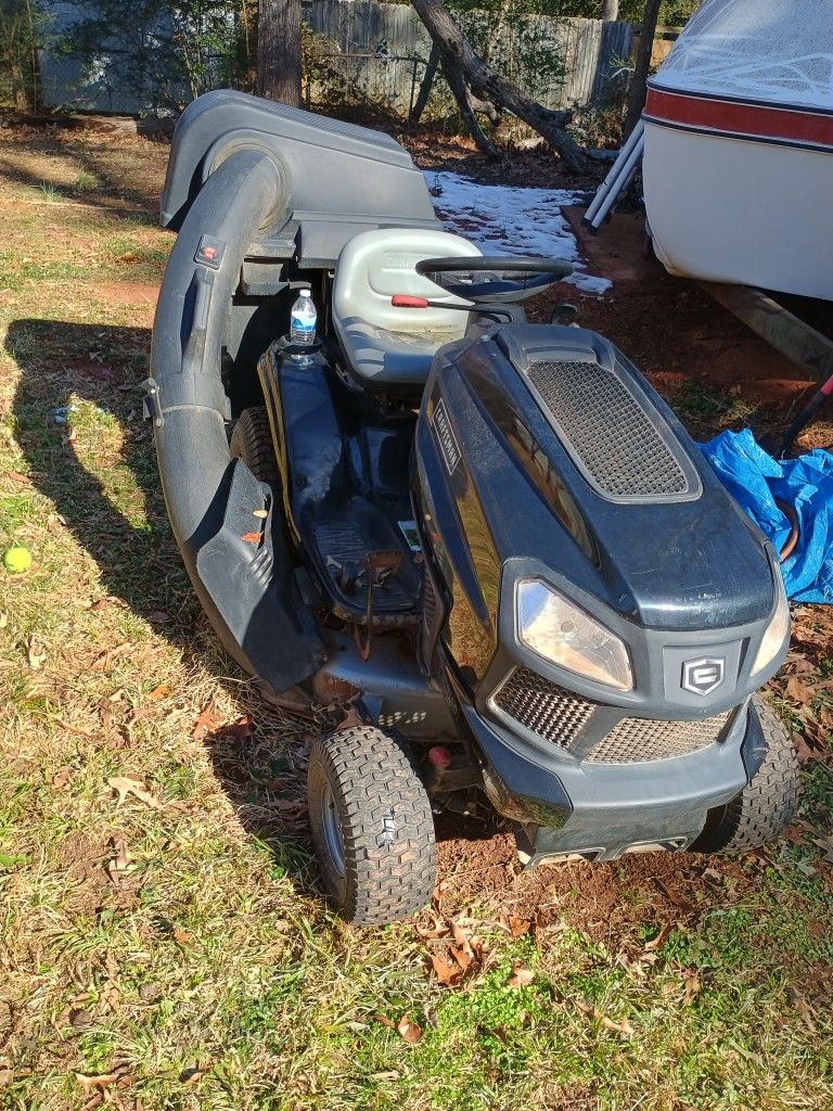 Craftsman T3100 Riding Lawn Mower