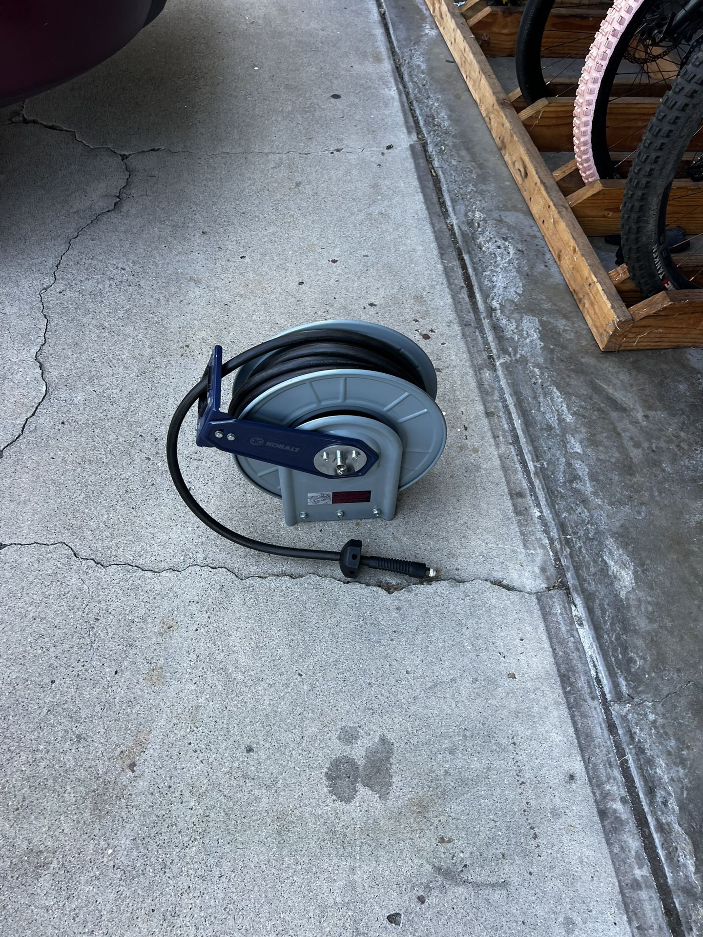 50’ Retractable Air Hose