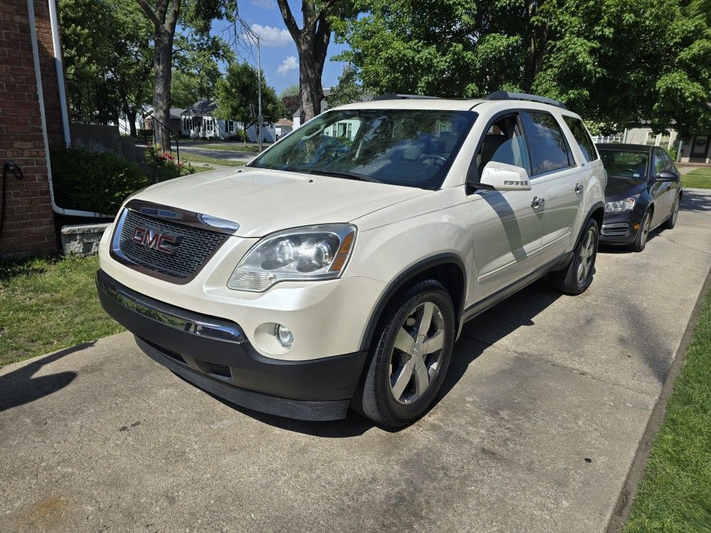 2012 GMC Acadia