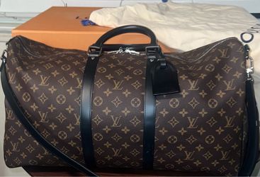 LV Duffle 10000% Authentic