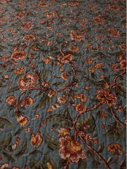 Quilted bed spread