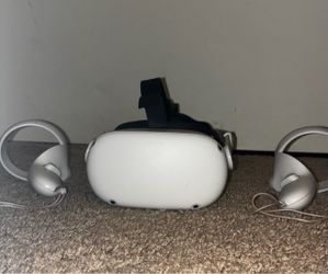 Meta Quest 2 VR Headset – Great Condition – Ready to Play!