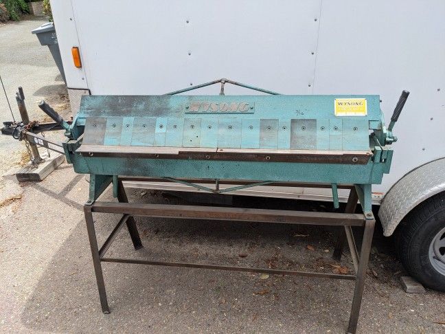 Box And Pan Brake