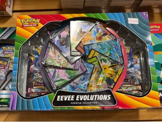 Pokemon Eevee Evolutions Premium Collection Box