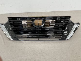 Nissan Sentra Grille