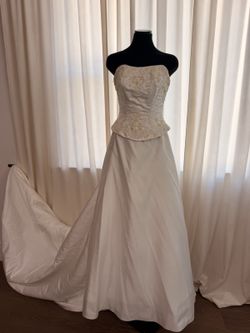 Vintage Allusions Wedding Dress Size 8 Ivory Beaded Corset 2 Piece Bridal Gown
