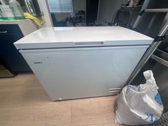 7 cubic ft chest freezer