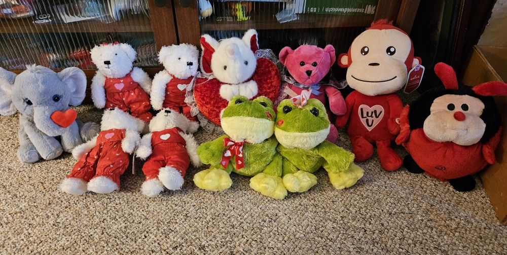 Valentine's Day Plushs
