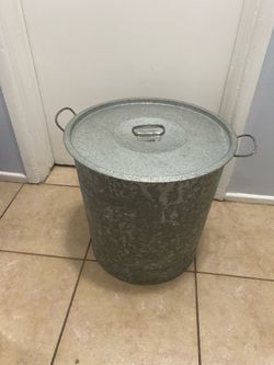 Tamale pot