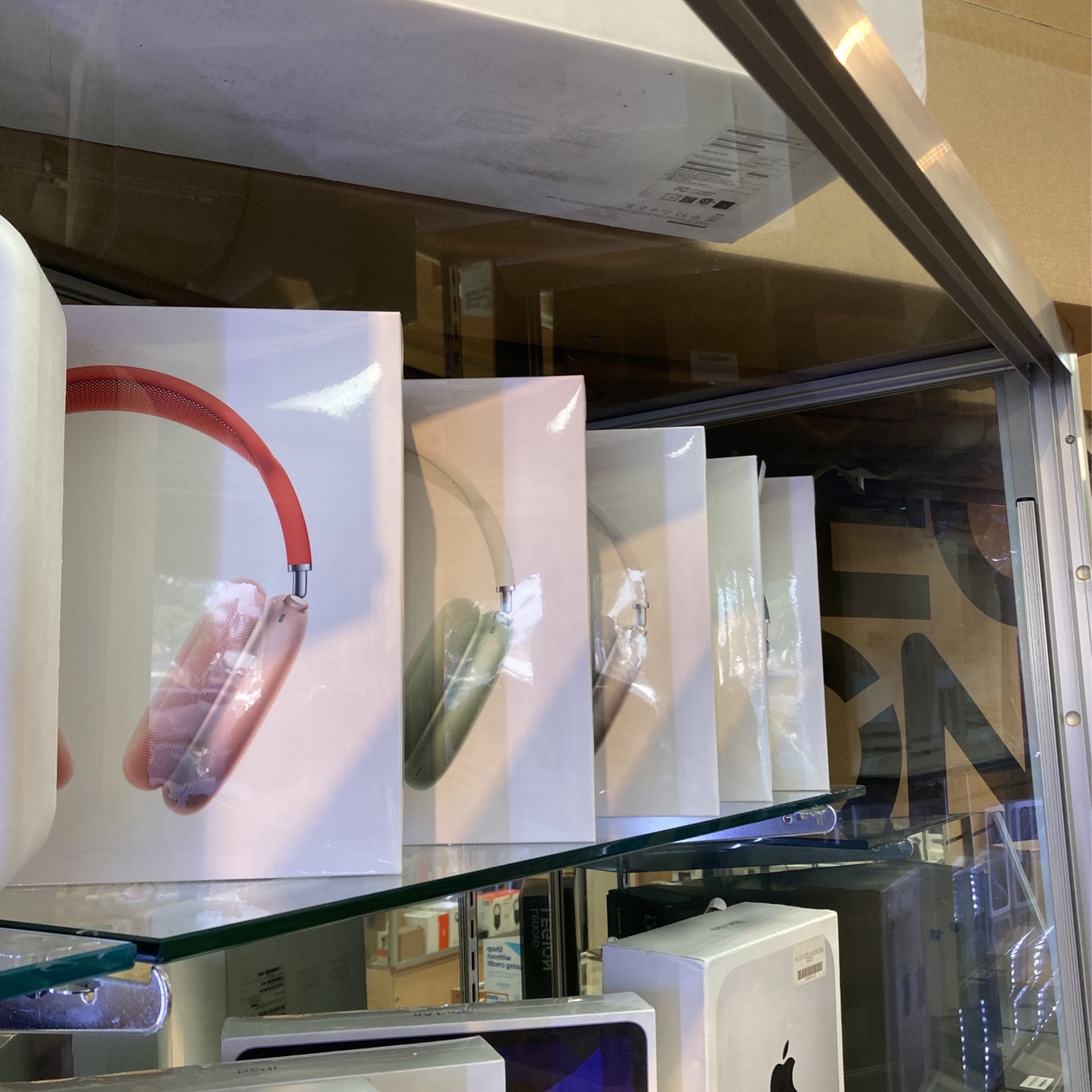 AirPods Max (All Colors)