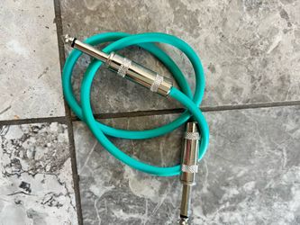 1ft Guitar Pedal Patch Cable – 1/4” Straight to Straight – Excellent Condition