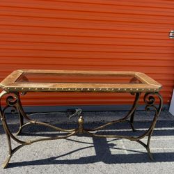 CONSOLE / ENTRANCE TABLE/ GLASS TOP/ IN GREAT CONDITION/ DELIVERY NEGOTIABLE 