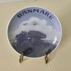Vtg. Royal Copenhagen Denmark Mini Trinket Porcelain Plate + Stand 