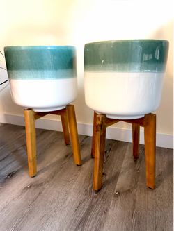 Ceramic Planters with Wooden Stands