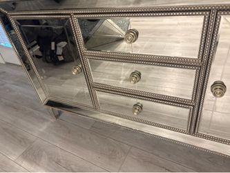 Glass dresser
