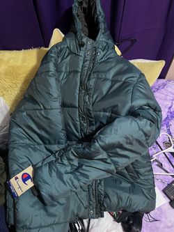 Mens New Champion Puffer Coat Size Large