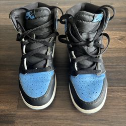 Size 5 (GS) - Jordan 1 High Retro OG UNC Toe