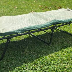 6ft. COLEMAN Portable bed / camping cot bed , foldable like new
