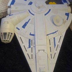 Star Wars Force Link 2.0 Kessel Run Millennium Falcon
