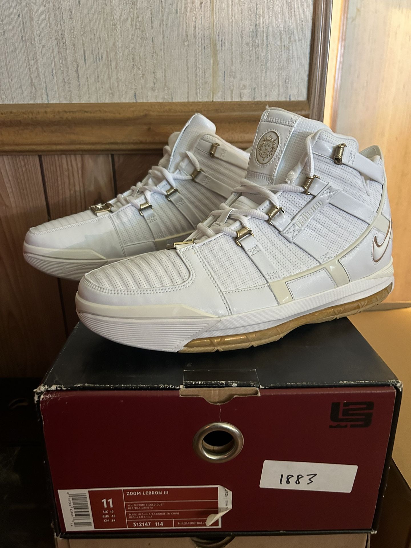 Nike Lebron 3 White Gold Size 11