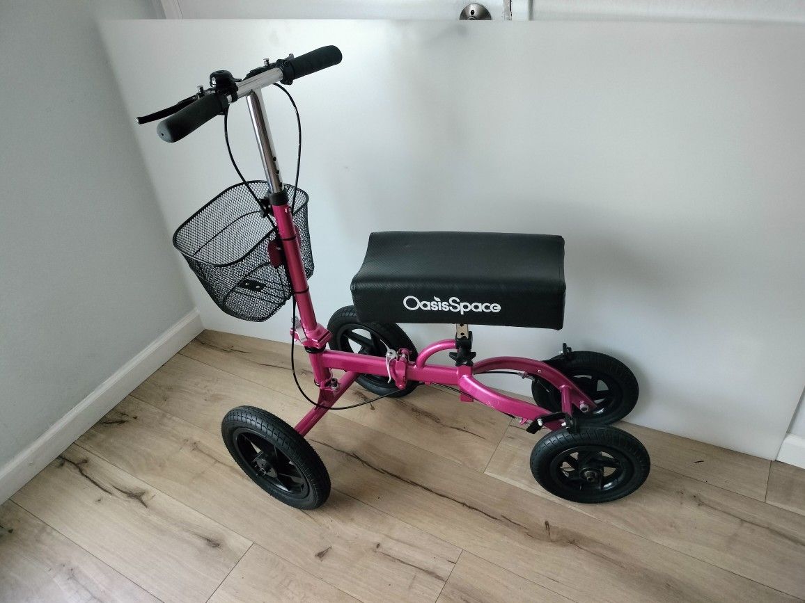 OasisSpace Knee Scooter