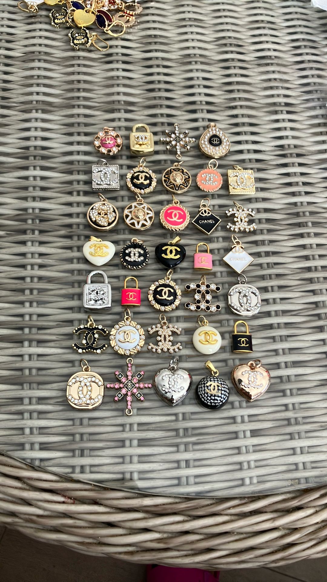 CC CHARMS