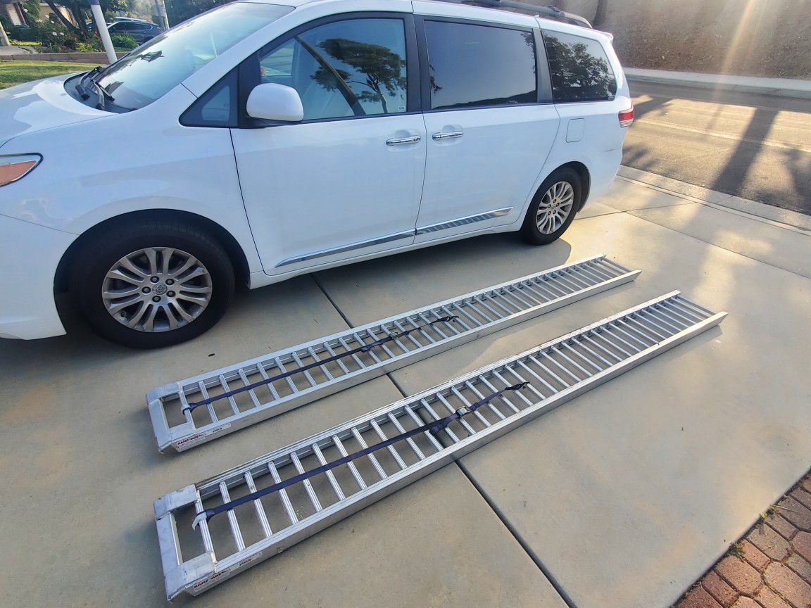 RAMP-AGE -Aluminum Loading Ramps - 11Ft. x 14In. 