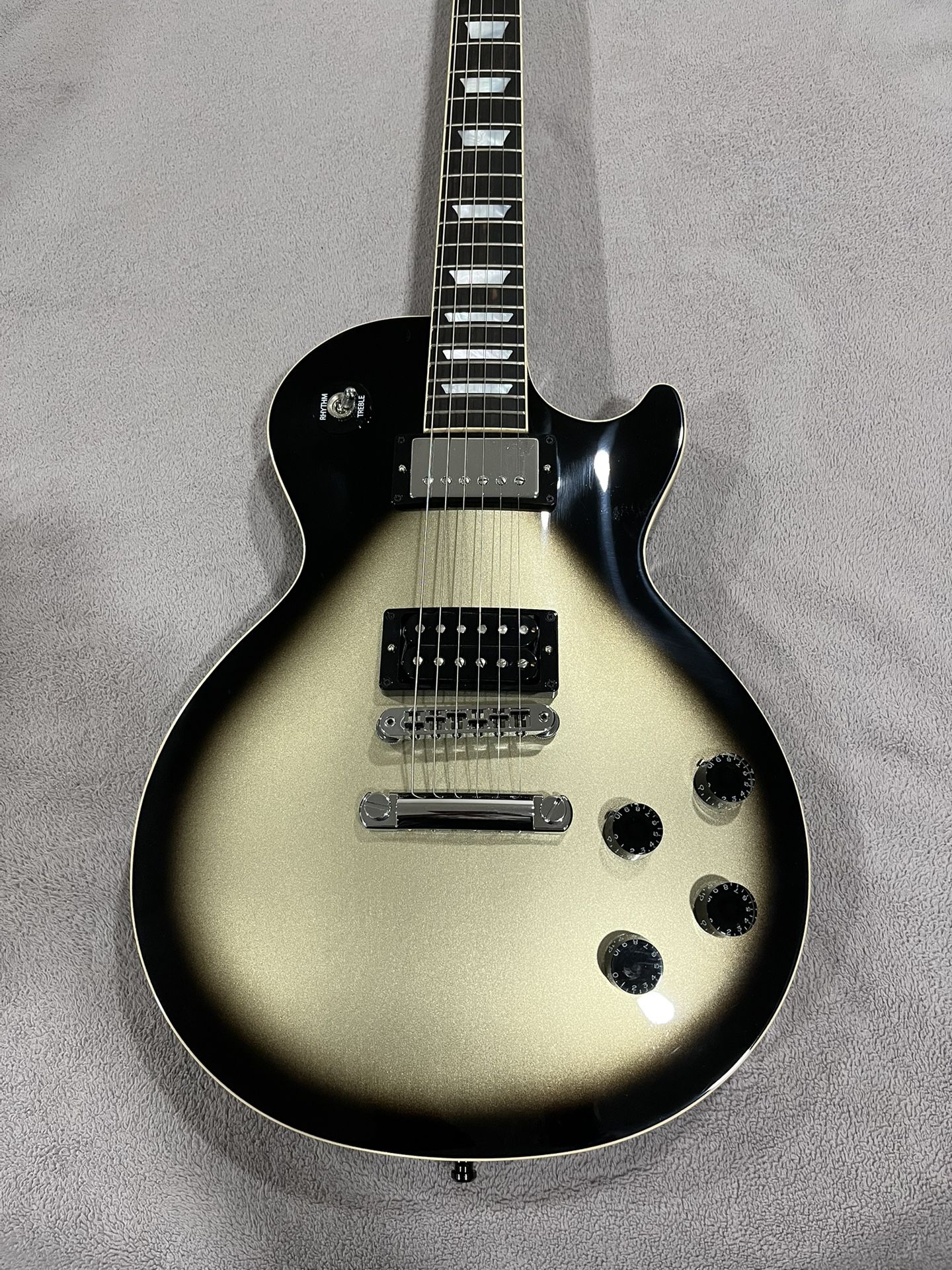 Gibson Les Paul Standard ADAM JONES TOOL