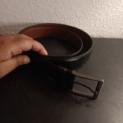 GORGEOUS NEW Original Penguin 48" Genuine Leather Black Men Belt.
