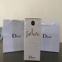 Dior J’adore Perfume