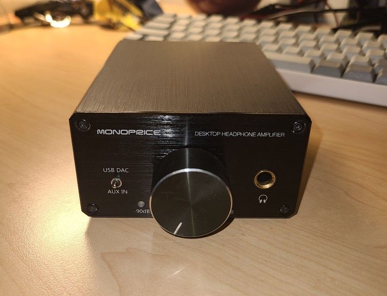 Monoprice Desktop Headphone Amplifier DAC for Sale in Berkeley, CA OfferUp