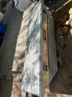 Tool Box Was On a 07 Colorado