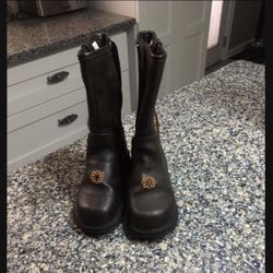 Girl’s Brown Boots In size 10