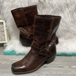Frye Brown Belt Pull-on Moto Boots Brown size 6.5 M