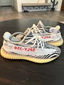 Yeezy 350 zebra