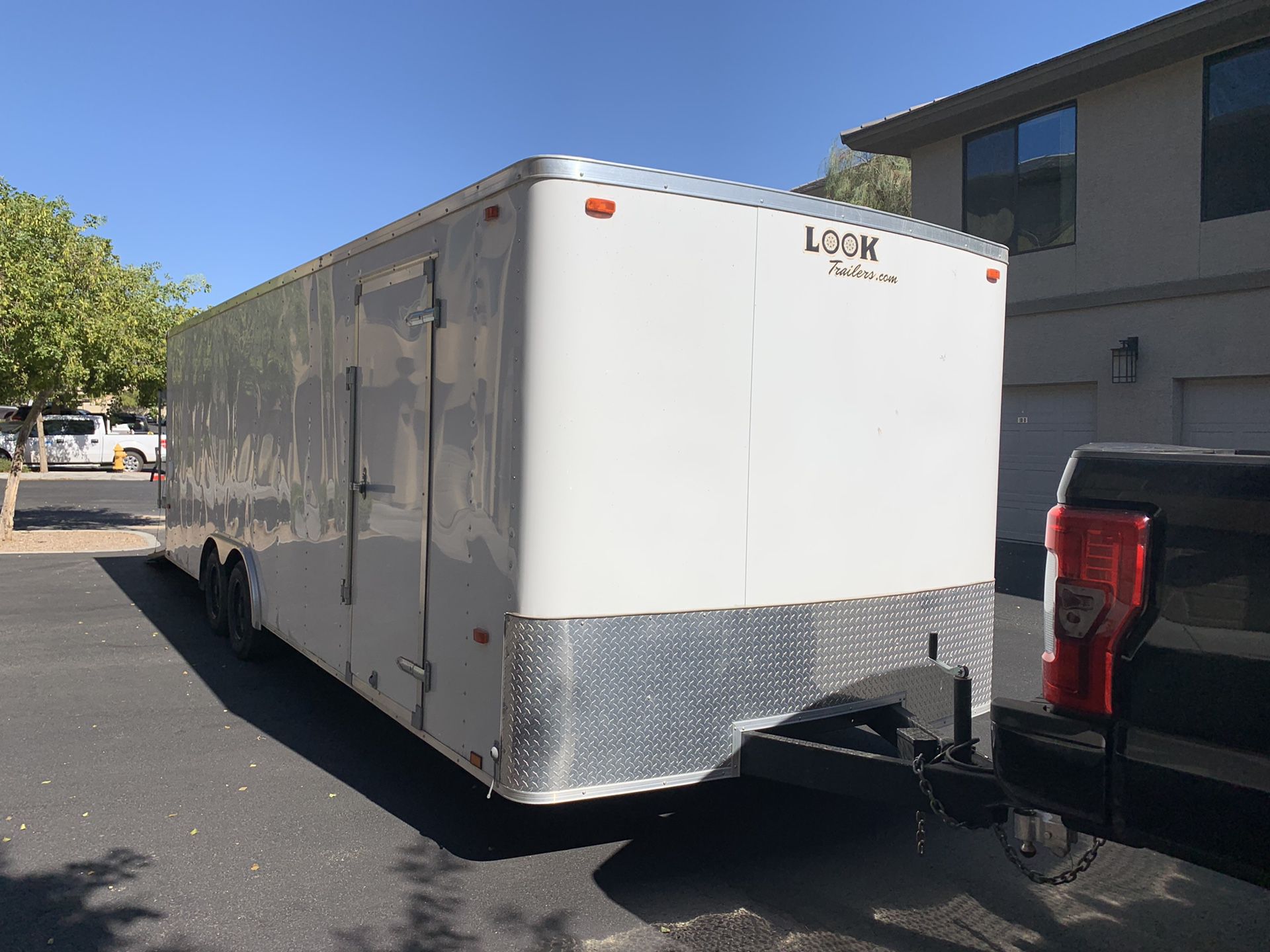 2016 Look Enclosed Trailer 24ft