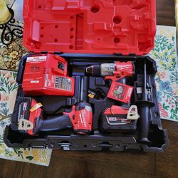 Milwaukee M18 FUEL 18V Lithium-Ion Brushless Cordless Hammer Drill and Impact Driver Combo Kit (Firm On Price No Lowballers))