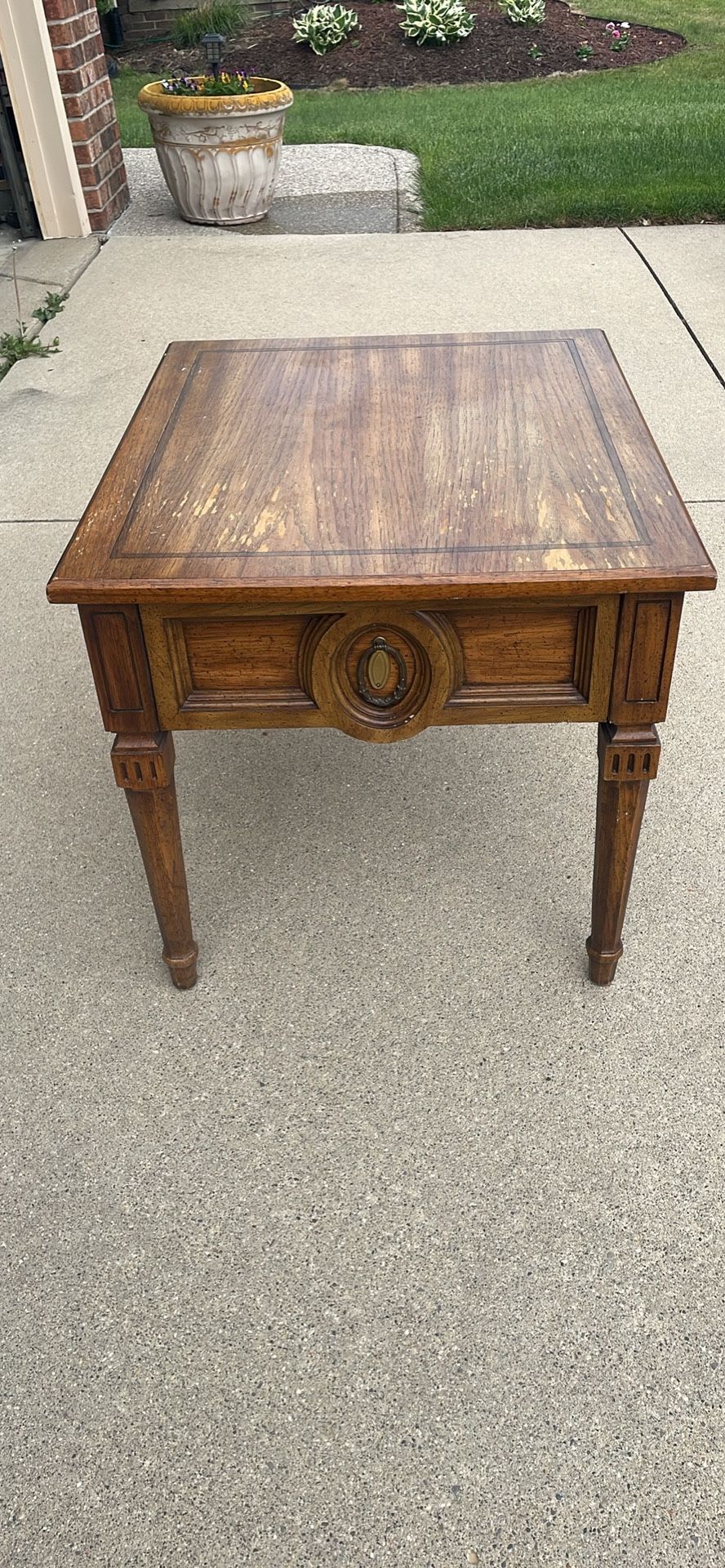 Light Brown End Table 25 By 21 With Drawer