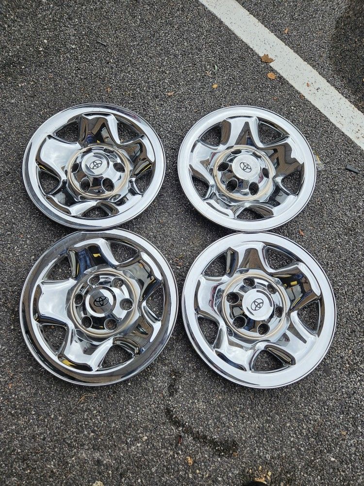 Toyota Hub caps Tire Skin Set Of 4