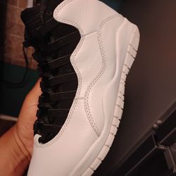 AJ 10 I'm Back Size 8.5 