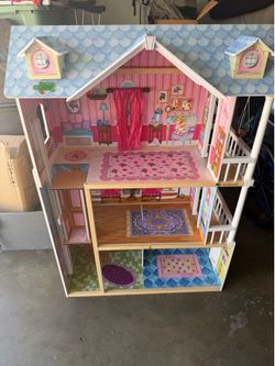 Doll house