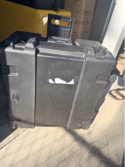 SKB Equipment Carrying Case with Padding