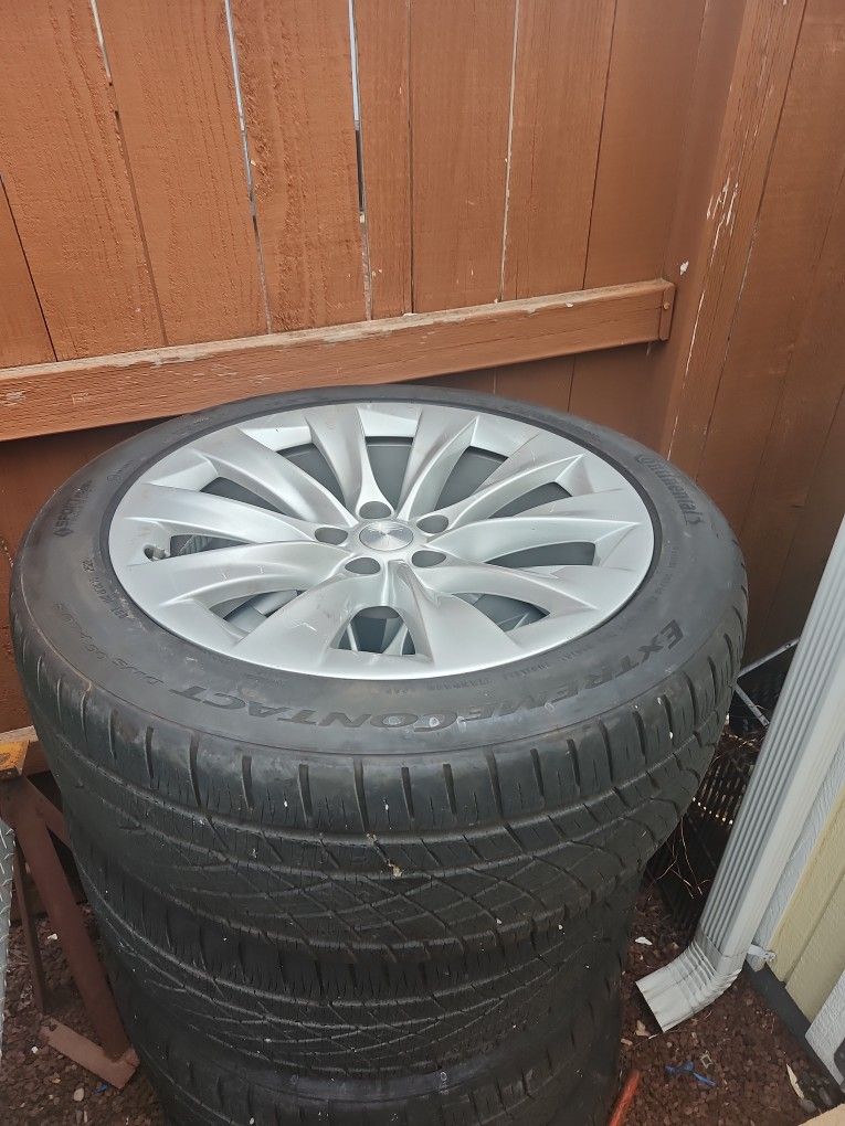 Tesla Rims