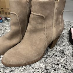 Womens Boots