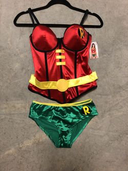 Robin Halloween costume for women